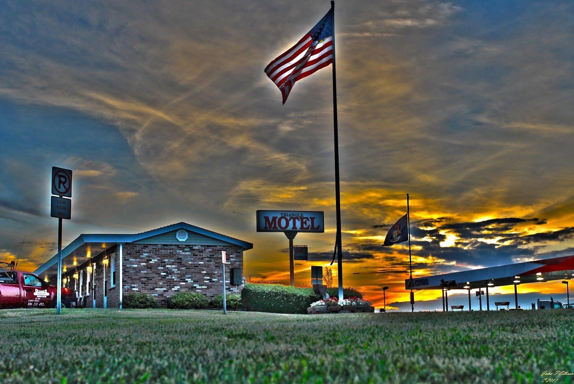 The Triangle Motel Alma Exterior foto